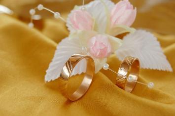 4 tuyệt chiêu mua nhẫn cưới thời bão giá 4 tuyệt chiêu mua nhẫn cưới thời bão giá