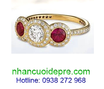 Nhẫn đính hôn vàng 18K gắn Kim cương và đá Ruby đỏ